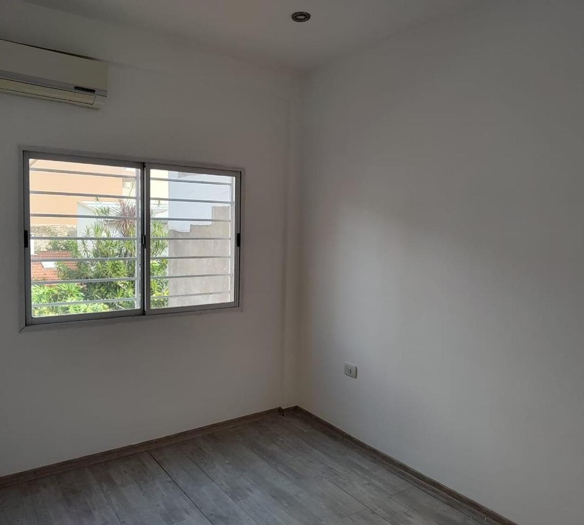 Impecable Departamento 2 Ambientes Fte, Balcón y Lavadero 4