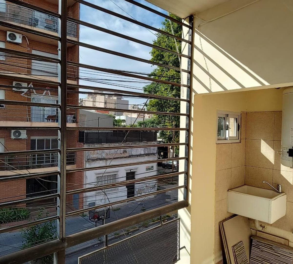 Impecable Departamento 2 Ambientes Fte, Balcón y Lavadero 1
