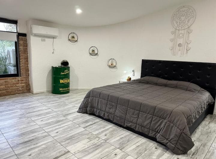 IMPERDIBLE  ALQUILER LOFT ZONA RECTA MARTINOLLI 2
