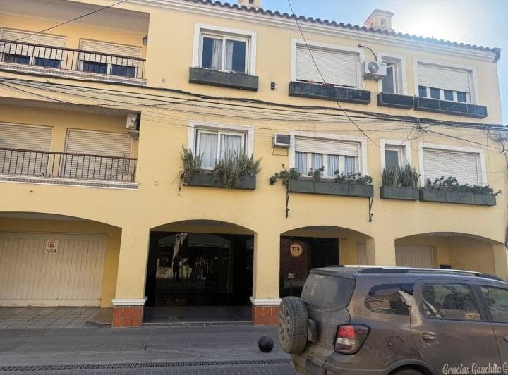ALQUILER  DPTO CENTRO, CON COCHERA ,1 DORM, SALTA 4