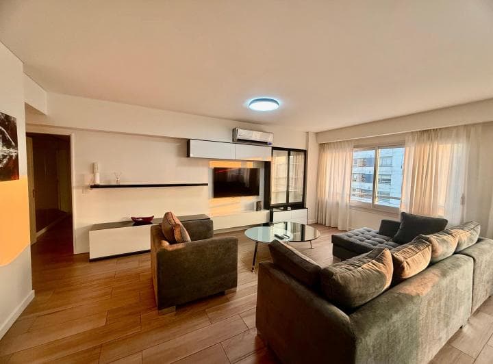 Alquiler Puerto Madero 3 ambientes Piso Alto vista al Río con Cochera Zencity  3