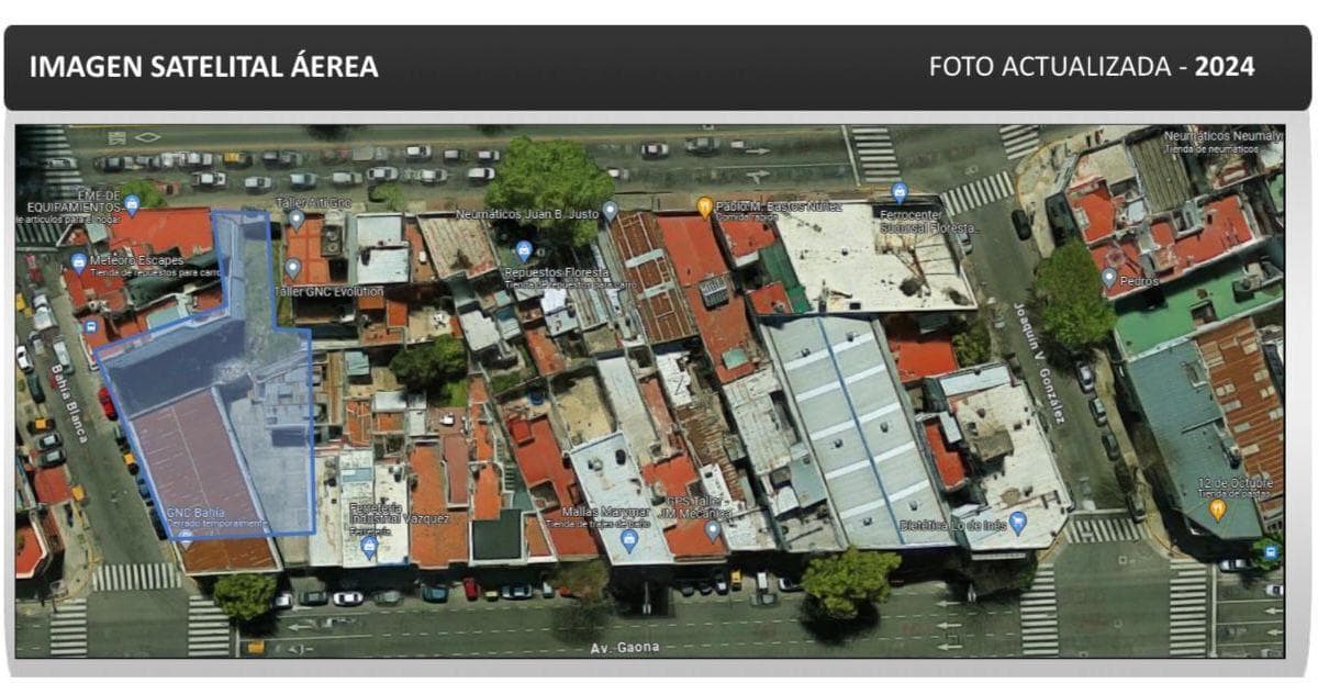 Excelente Lote en Esquina con Salida a 3 Calles 2