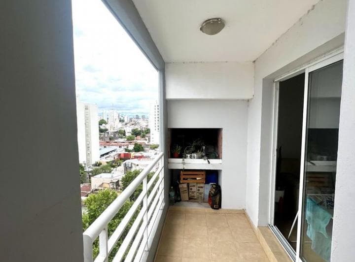 impecable departamento 2 dormitorios en alquiler muy amplio. 2