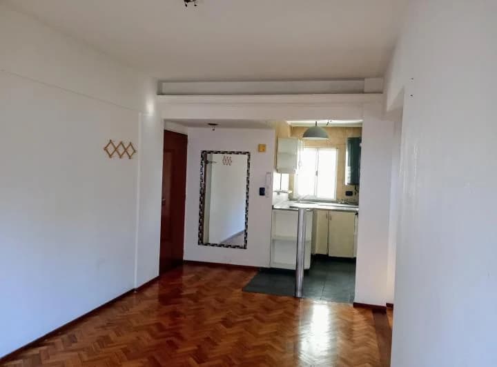 Departamento en alquiler de 2 ambientes en Caballito Sur 4
