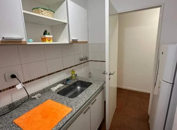 Alq. Dpto AMOBLADO c1 dorm B Centro. 4