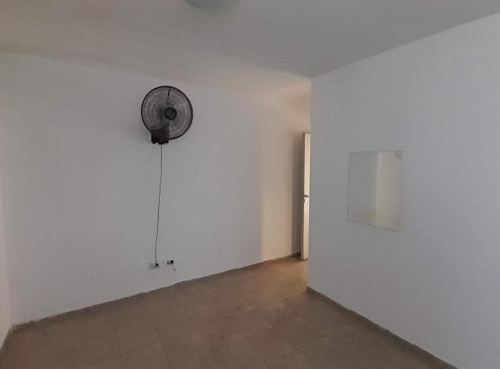 Se alquila departamento amoblado en calle San Luis 251,  centro de Mendoza.  4