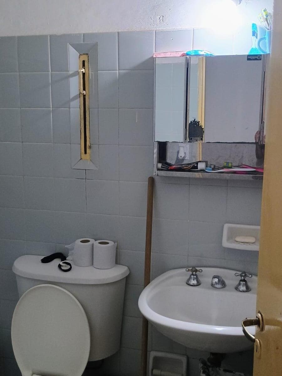 Vendo Casa 3 Dor + Local en Barrio Poeta Lugones 1
