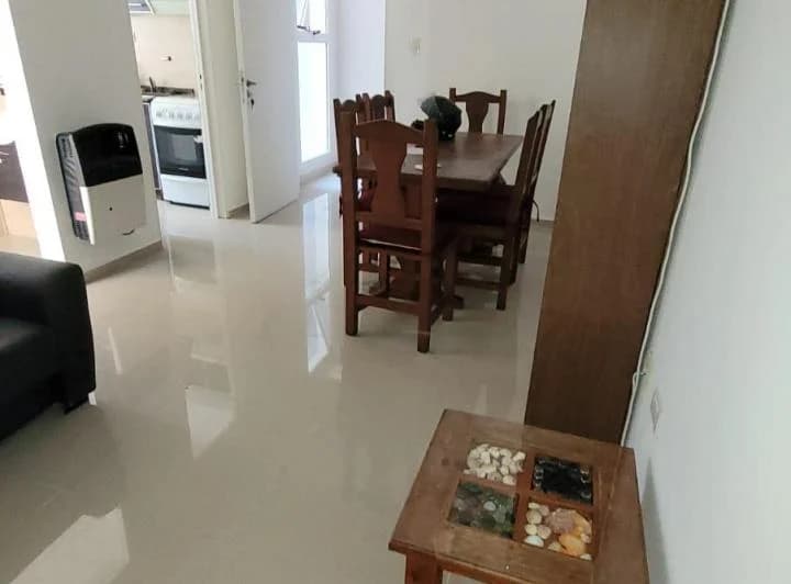 Departamento Semi amoblado de 1 Dormitorio, con Balcón. 5