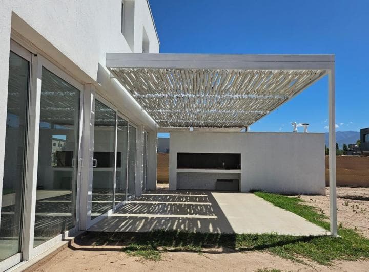 Casa en  Barrio La Toscana 2