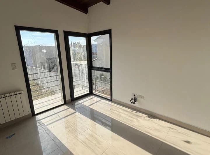 ALQUILO DUPLEX 3 DORMITORIOS 5