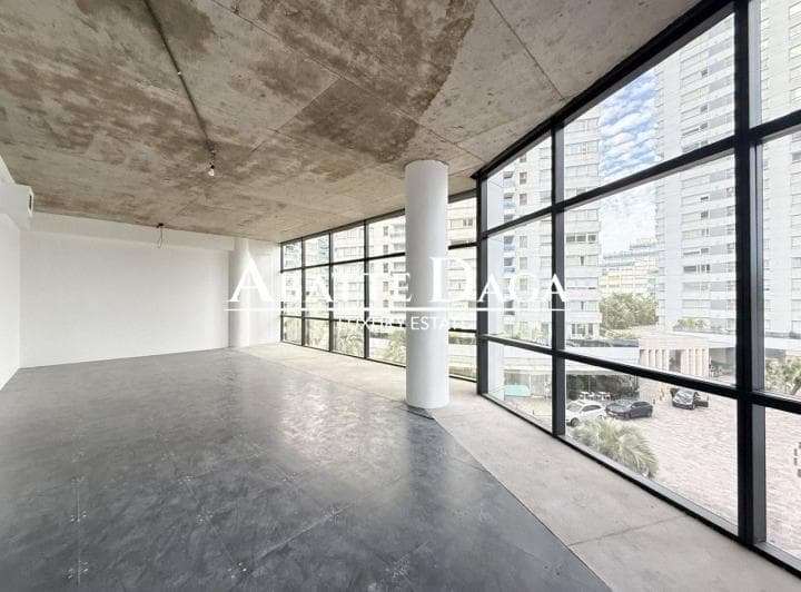 Oficina . | Juana Manso al 1700 3