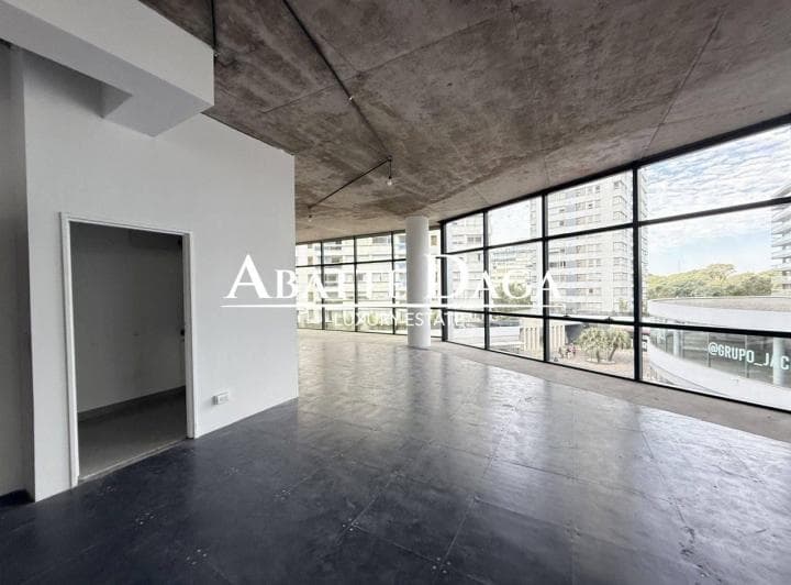 Oficina . | Juana Manso al 1700 2