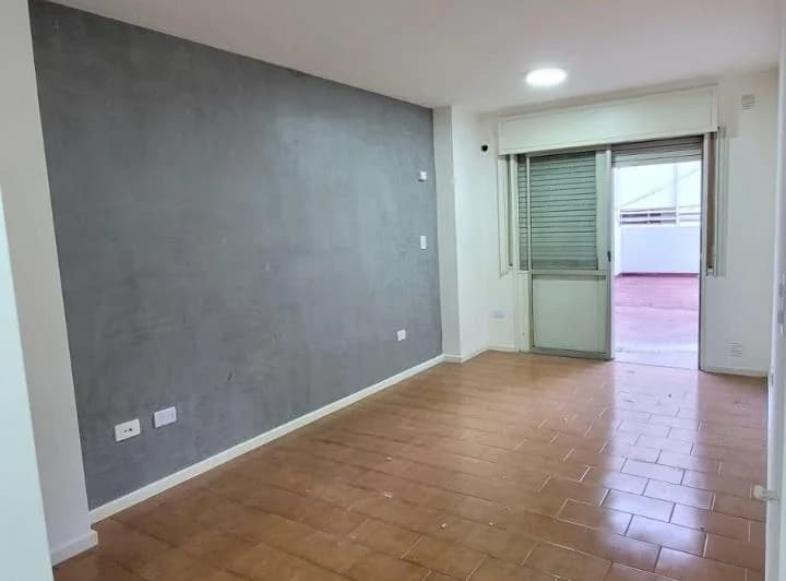 Depto 1 dorm con patio a pasos del Patio Olmos - Dueño directo 1