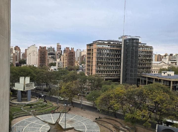 Hermoso depto 27 de abril esquina Ayacucho 2