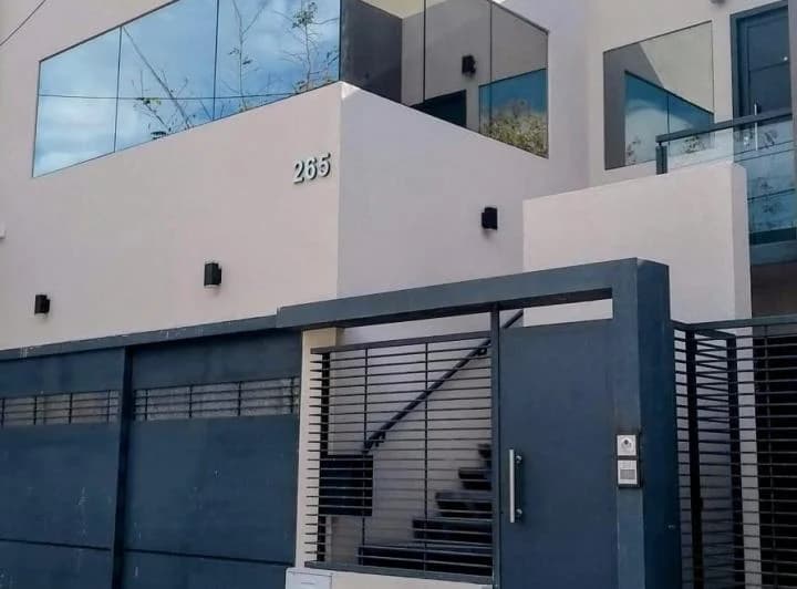PRIVADO EN OFICINA JURÍDICA 1